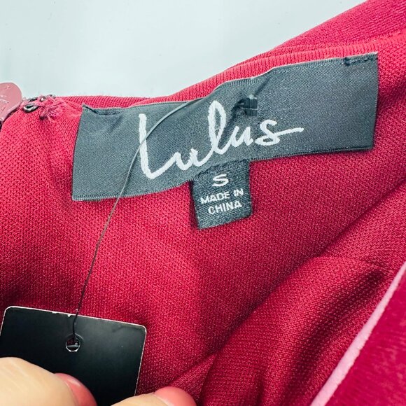 Lulus Classic Glam Off-The-Shoulder Burgundy Back Zip Stretch Mini Dress Size S - Picture 7 of 9